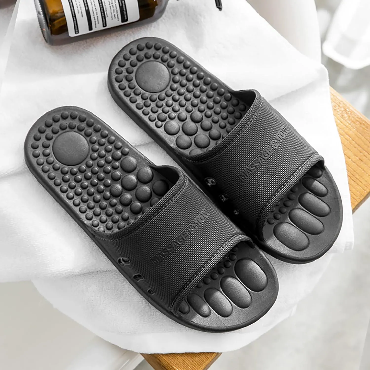 Bathroom Slippers Men Shower Shoes Women Mens Slippers Slides for Women Drainage Hole Dorms House Slides