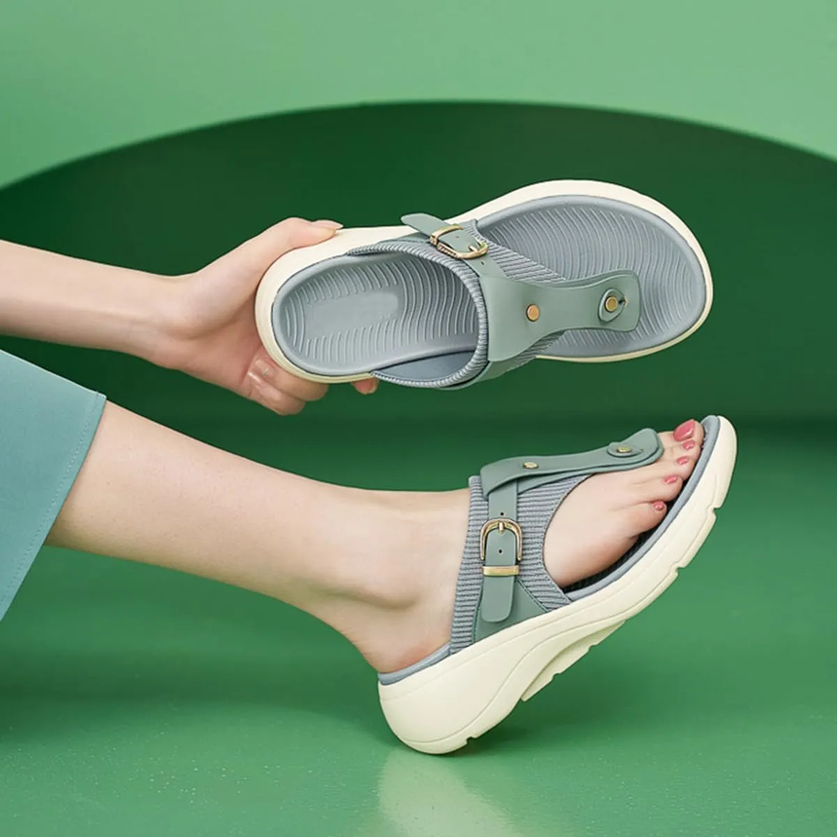 Ciuyurra Women Comfy Flat Slide Sandals