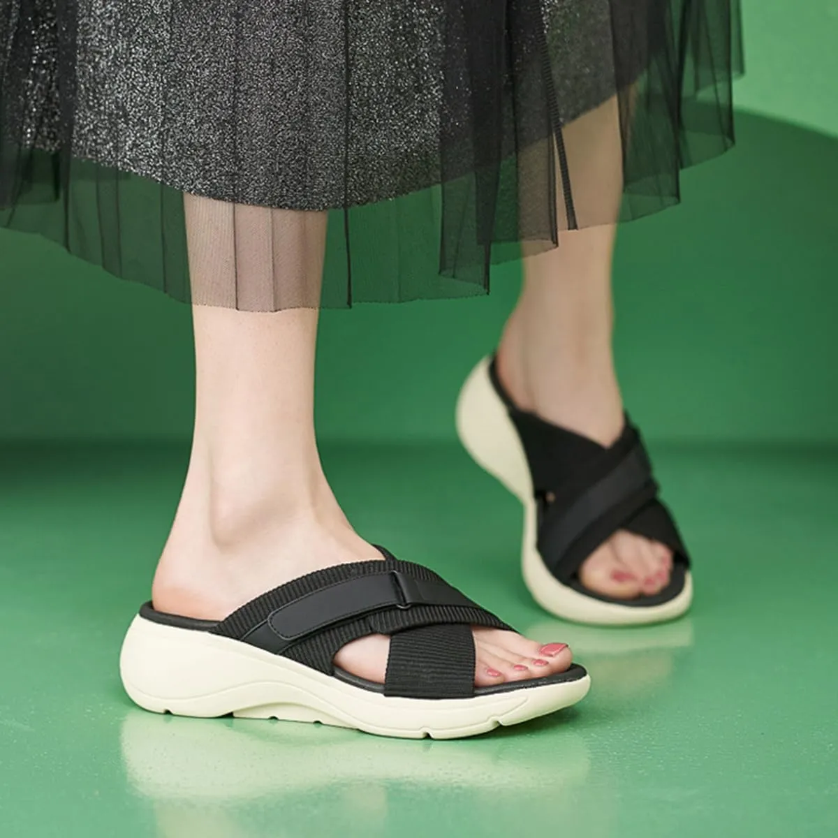 Ciuyurra Women Comfy Flat Slide Sandals