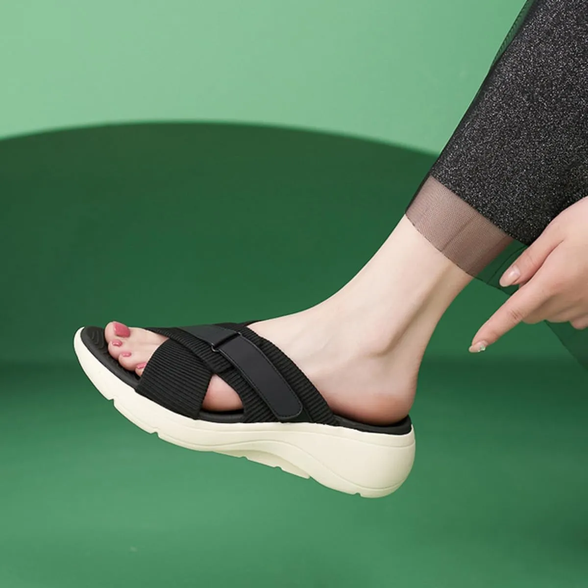 Ciuyurra Women Comfy Flat Slide Sandals