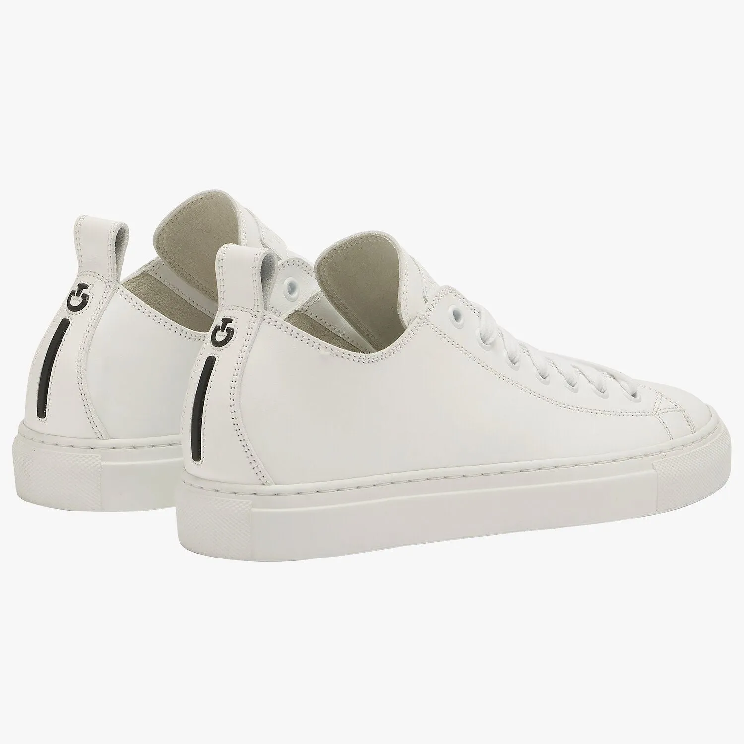 CT Leather Low Sneakers