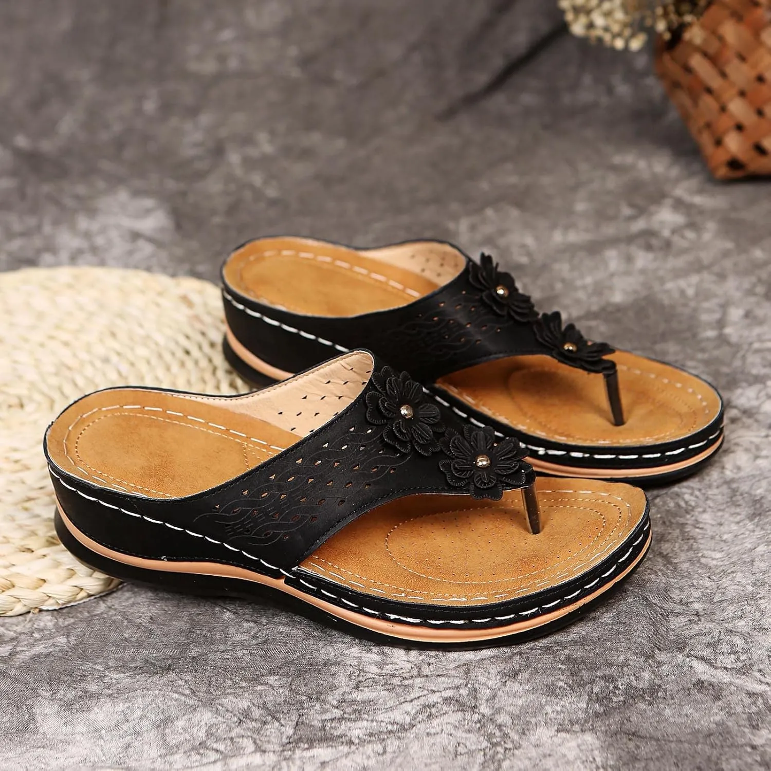 Eduavar Orthopedic Sandals for Women, Summer Beach Sandals for Women Casual Open Toe Flip Flops Sandals with Arch Support