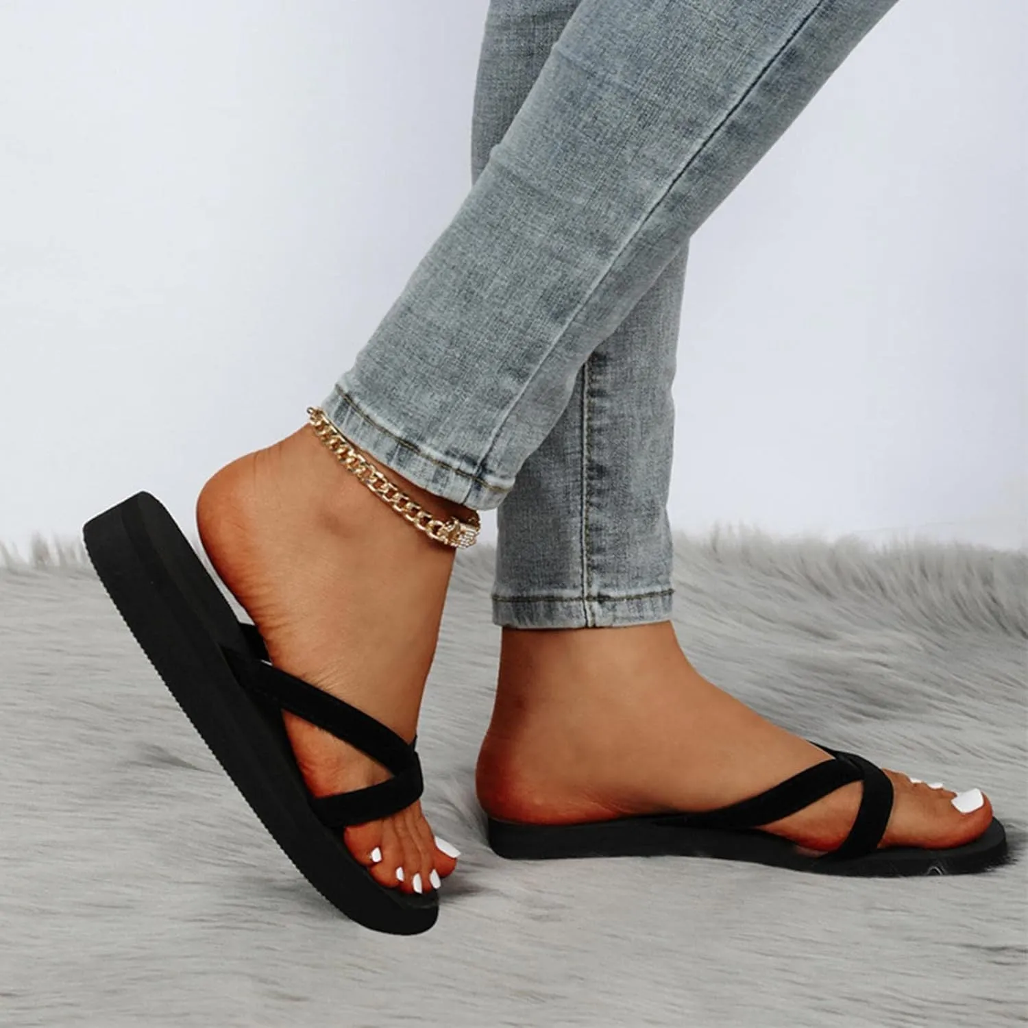 Hbeylia Slippers for Women,Womens Summer Casual Clip Toe Floral Design Waterproof Non Slip Flatform Footbed Slippers Flat Indoor Outdoor Soft Bathroom Shower Slipper Slides