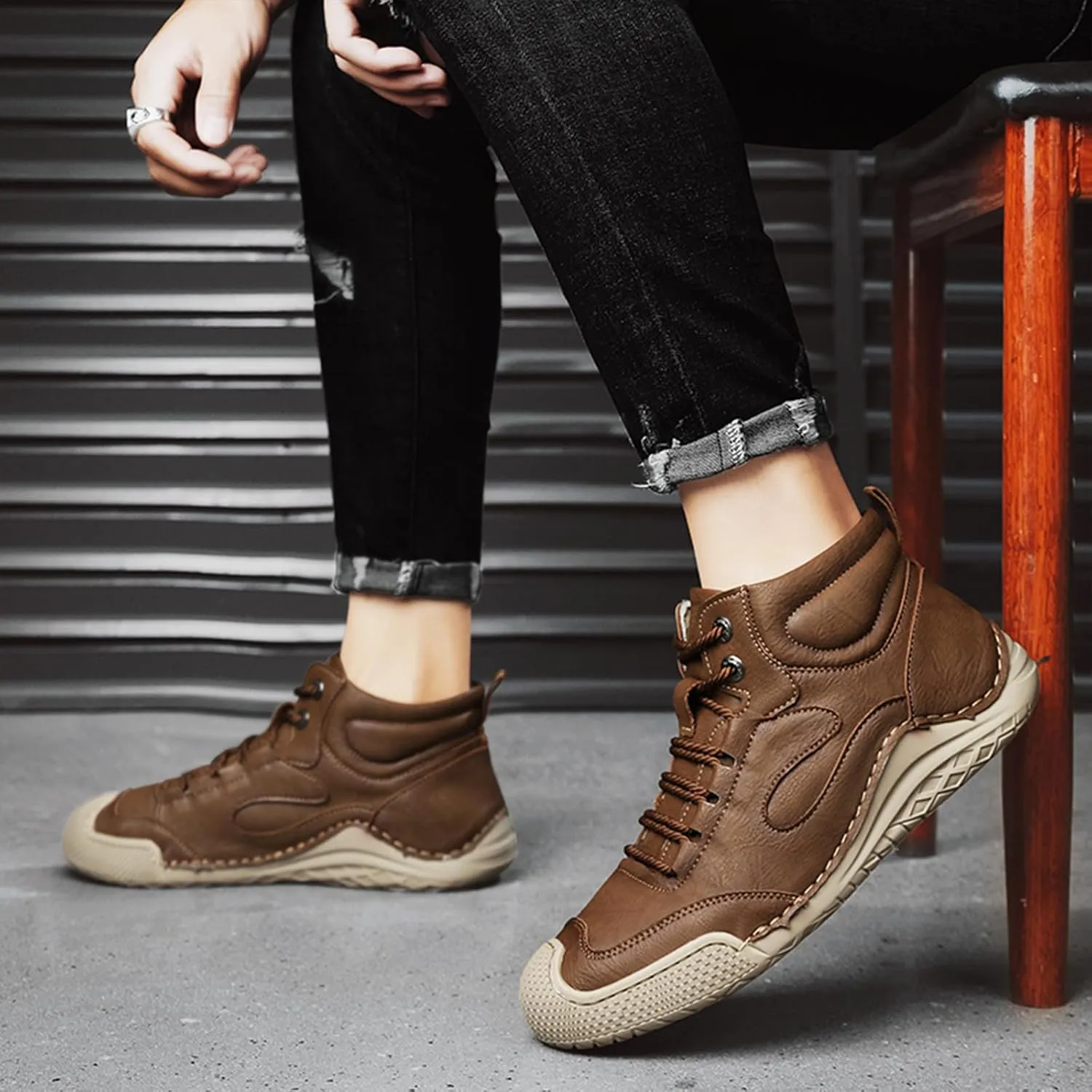Lossarye Men's Leather Anti-Collision Toe Chukka Boots Handmade Lightweight Non-slip High Top Lace Up Casual Walking Shoes Outdoor Wear-resistant Waterproof Hiking Sneaker