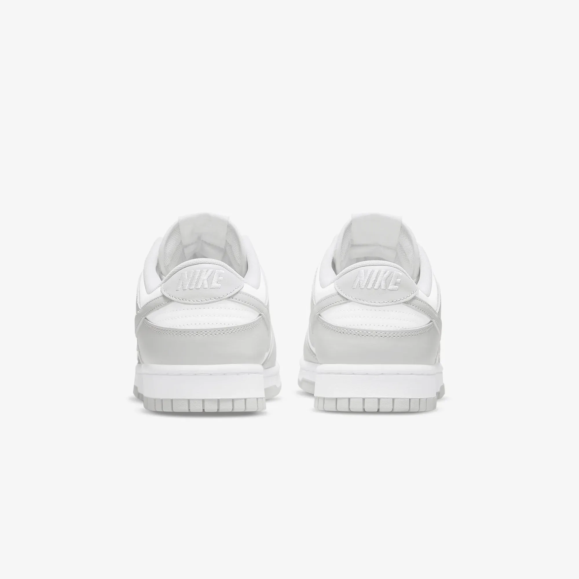 Nike | DUNK LOW RETRO  { WHITE/GREY FOG