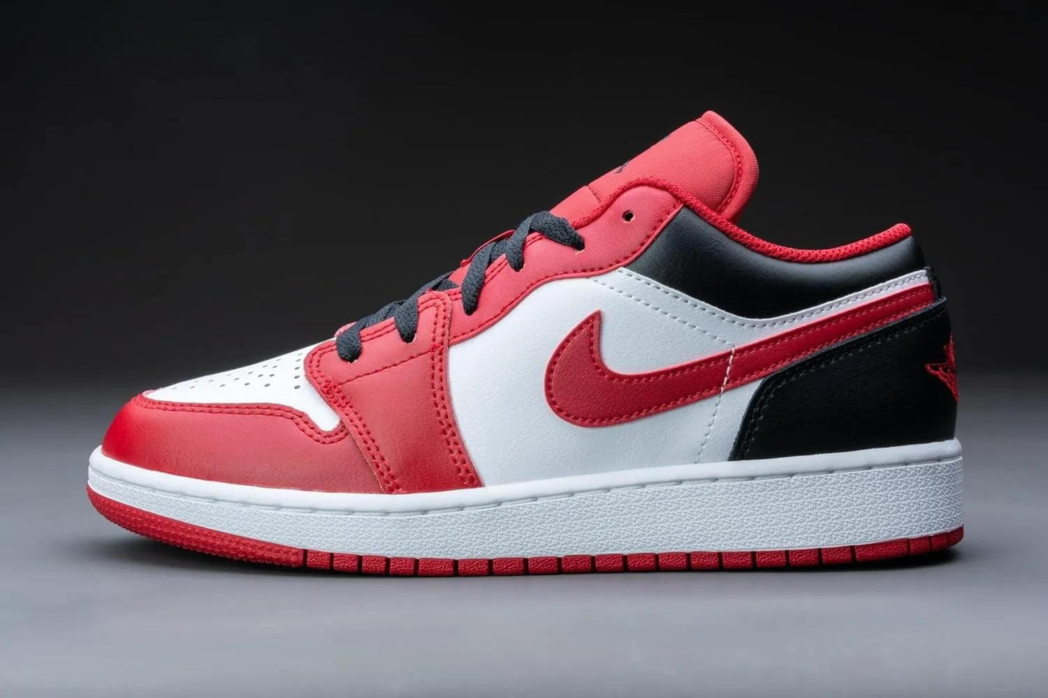 Nike Unisex-Child Modern