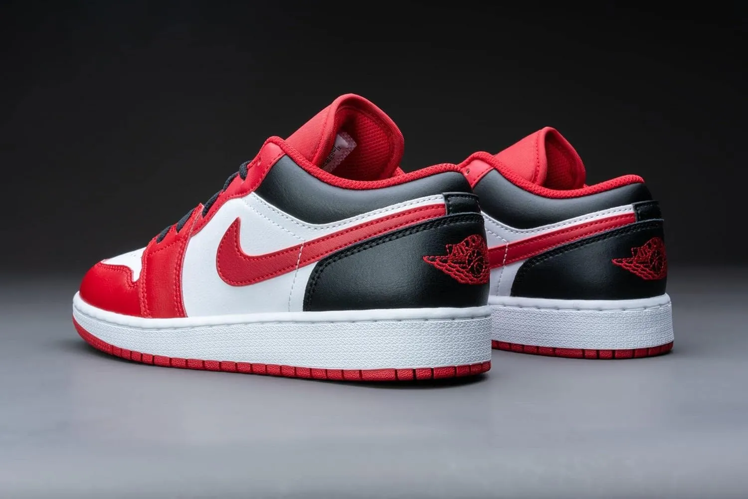 Nike Unisex-Child Modern
