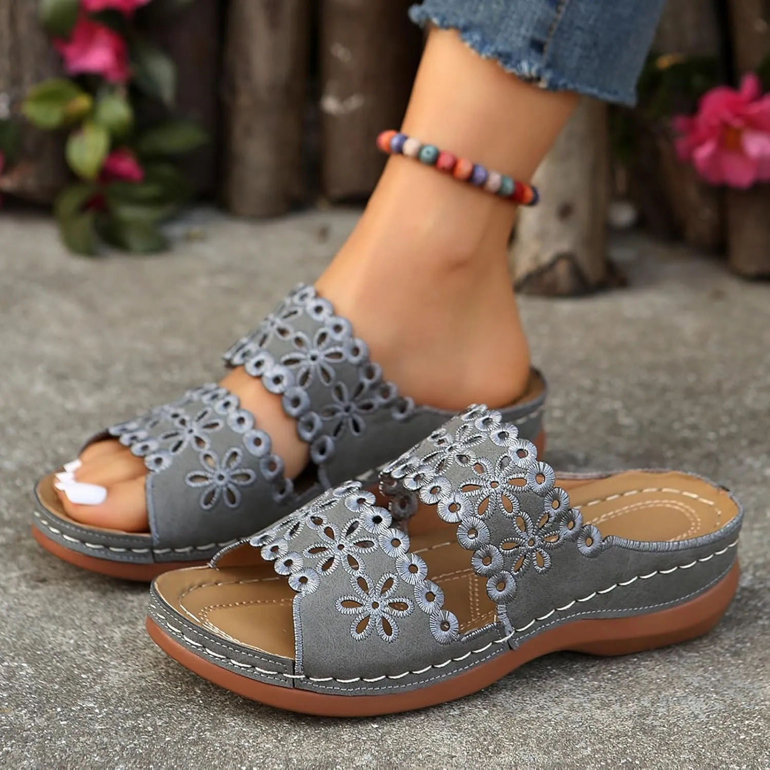 Orthopedic Sandals for Women Arch Support Flats Sandals Dressy Comfortable Cute Slippers White Low Heel Dress Shoes2