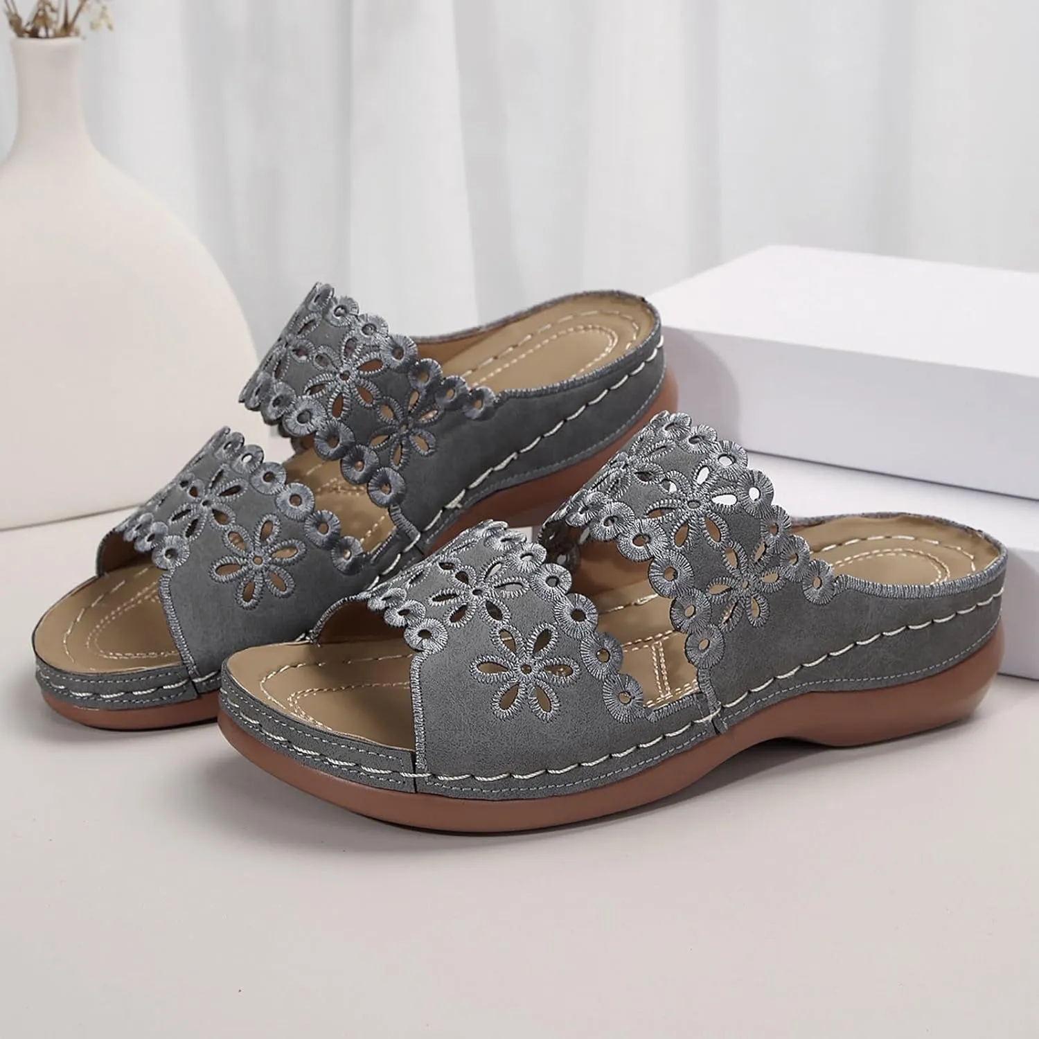 Orthopedic Sandals for Women Arch Support Flats Sandals Dressy Comfortable Cute Slippers White Low Heel Dress Shoes2