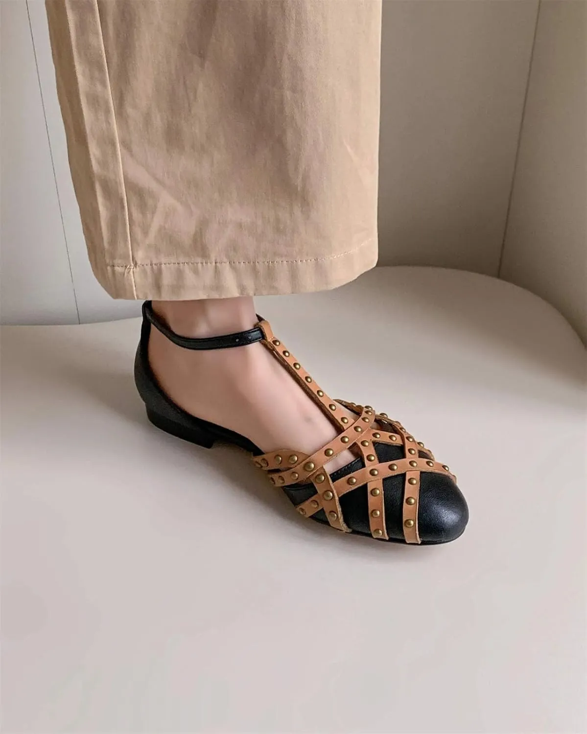 Women's Cow Leather Round Toe Sandals - Low Heels Rivet Summer Dance Party Shoes