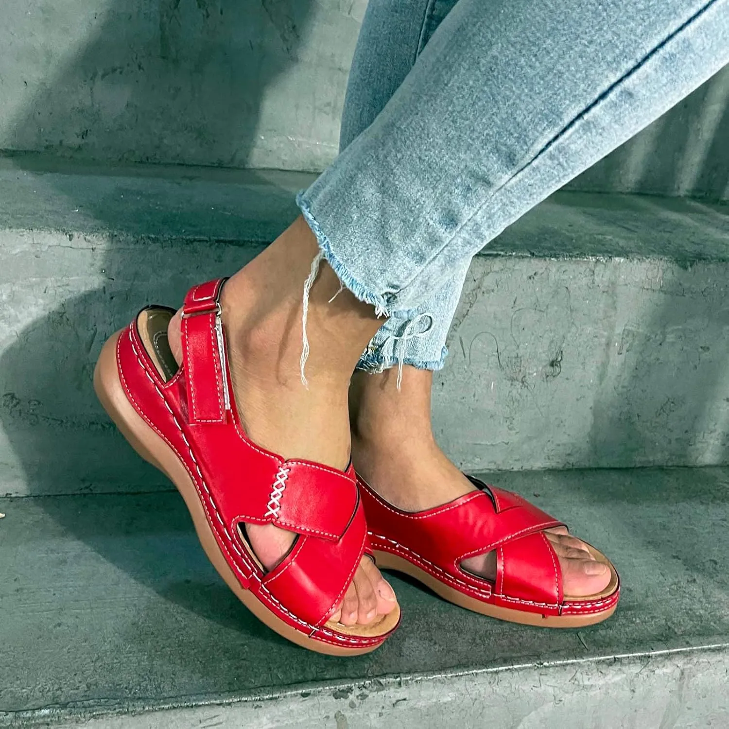 Womens Crisscross Sandals, Orthopedic Sandals with Arch Support, Back Strap Low Wedge Sandal, Dressy Summer Sandal 2025, Open Toe Beach Walking Shoes for Vacation Lightweight Breathable Comfortable