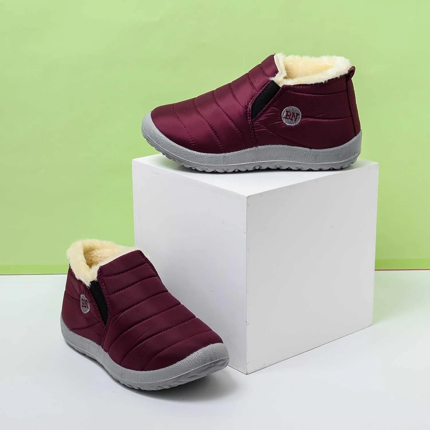 Womens Snow Boots Waterproof Slip on Women's Winter Waterproof Fur Lined Frosty Snow Boots Women's Winter Boots Wide Calf Zapatos Para La Nieve De Mujer Botas Contra El Agua Para Mujer