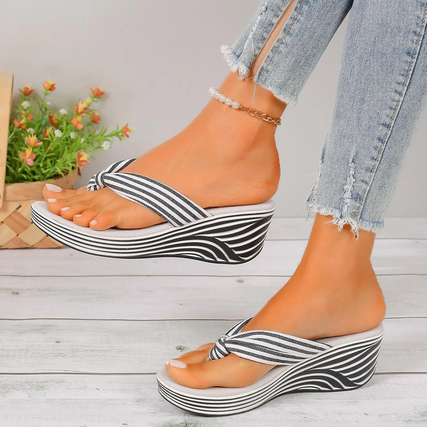 ZSpzx Women Wedge Sandals 2025,Summer Breathable Beach Vacation Slippers Cute Lightweight Flip Flops Indoor/Outdoor Slip-On Peep-Toe Walking Footwear Lady Dressy Daily Wear Casual Shoe